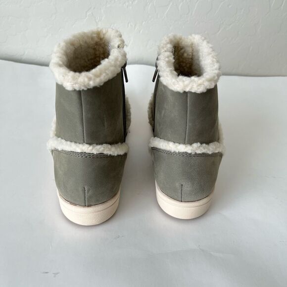 Clarks Step Glow Rose Sherpa Side Zip Boots NEW NWOT - Picture 5 of 11